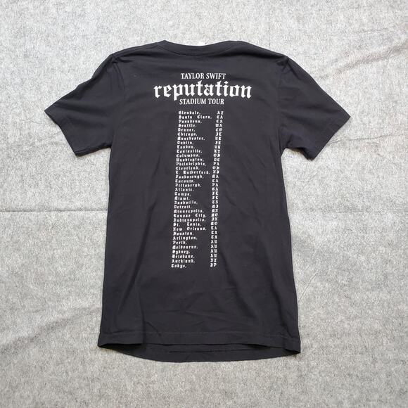 Taylor Swift Shirt Womens Small Reputation Stadium Tour Concert Band Swiftie - Picture 5 of 9